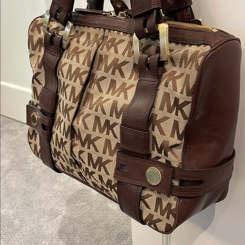 Michael Kors Brown Monogram Bag - Picture 2 of 11